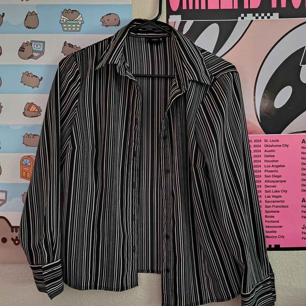 East-5th Women's Black and White Blouse